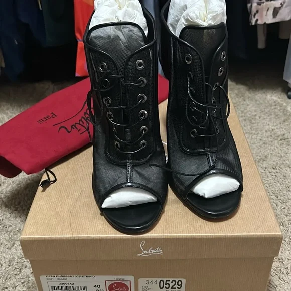 Christian Louboutin Shoes Christian Louboutin Open Ondessa